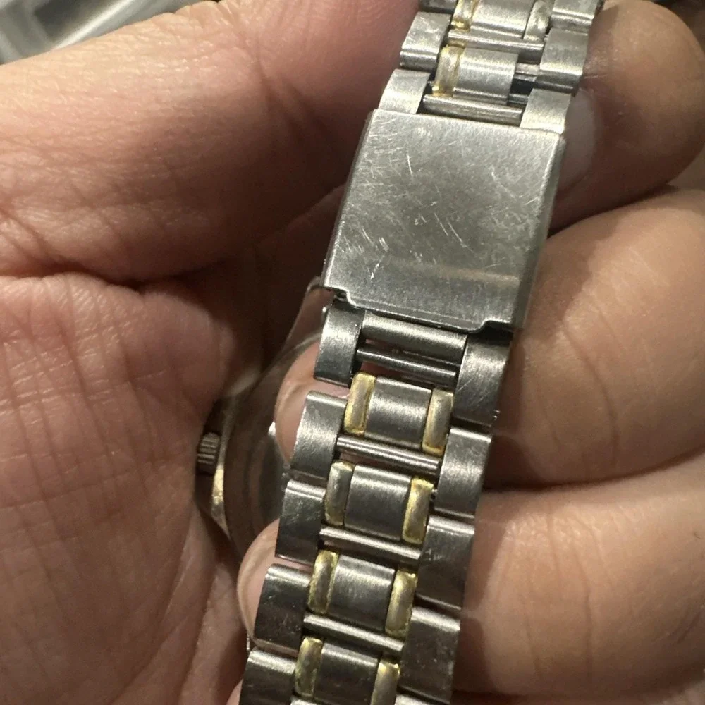 Working Guess Watch Unisex 40mm‎ Two Tone  Gold Dial Steel New Battery Fit 7in